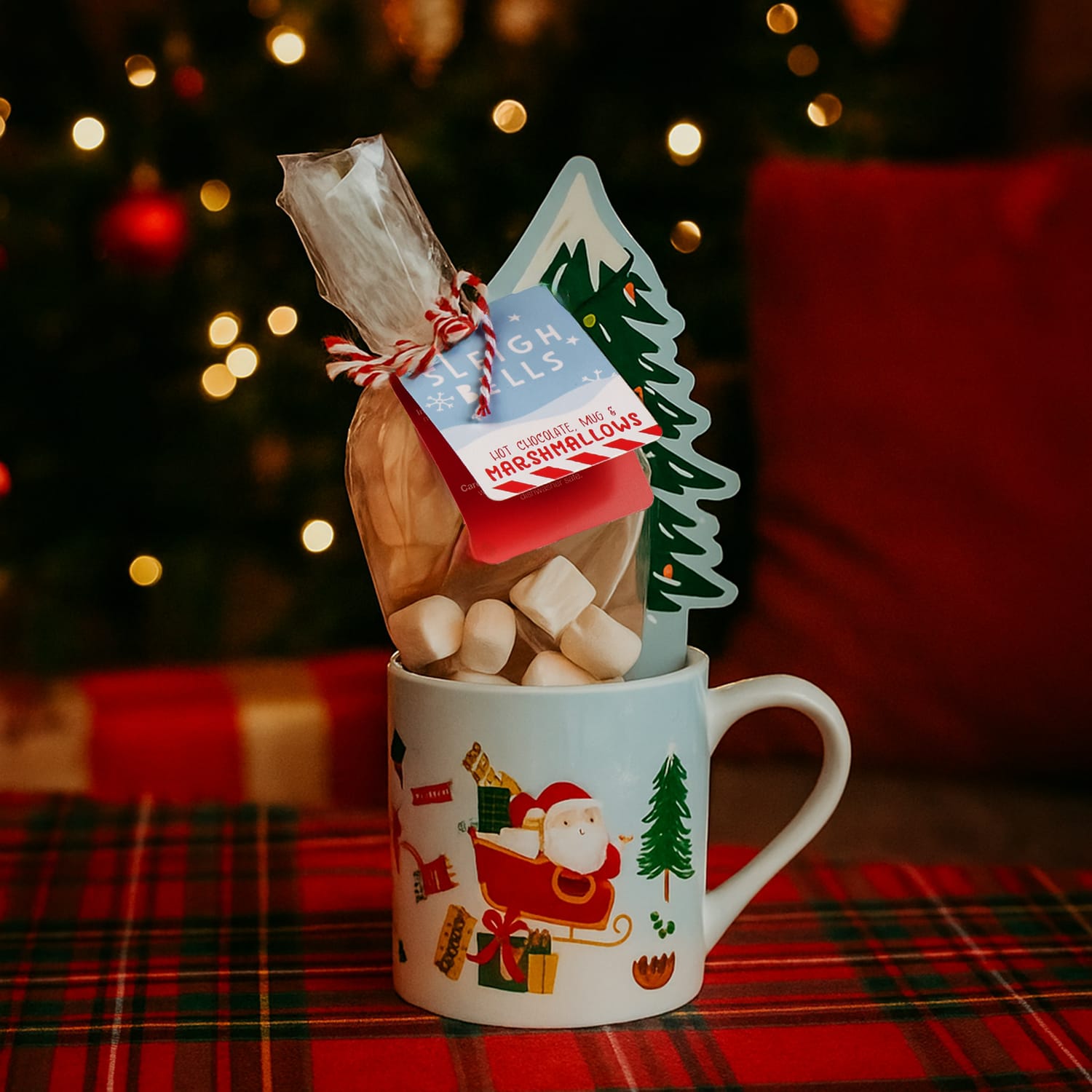 Mini Hot Chocolate Filled Mug 52g